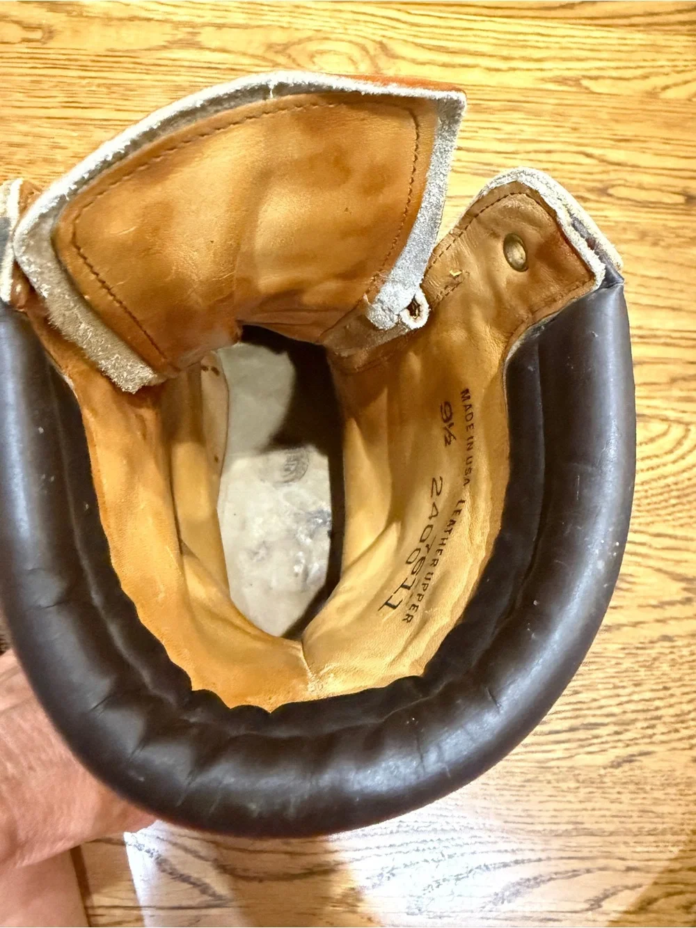Vintage Sheboygan 7611 Hiking Work Boots Men's 9.5 Made in USA Vibram Sole